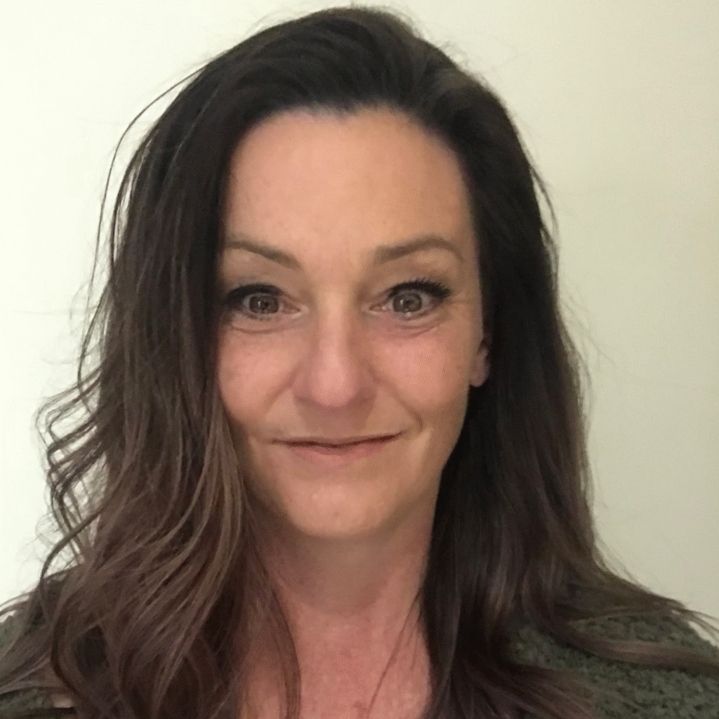 Photo of Michelle- Community Mentor Support Worker Community access personal care NDIS Geelong