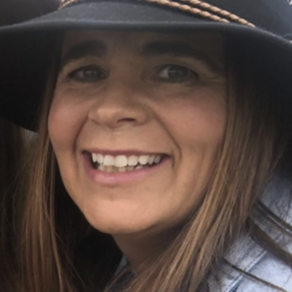 Photo of Sonja- Community Mentor Support Worker Community access personal care NDIS Geelong