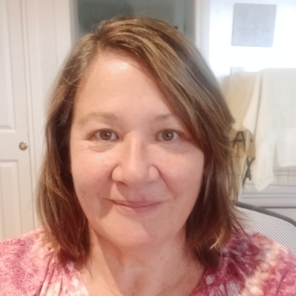 Photo of Susie- Community Mentor Support Worker Community access personal care NDIS Geelong