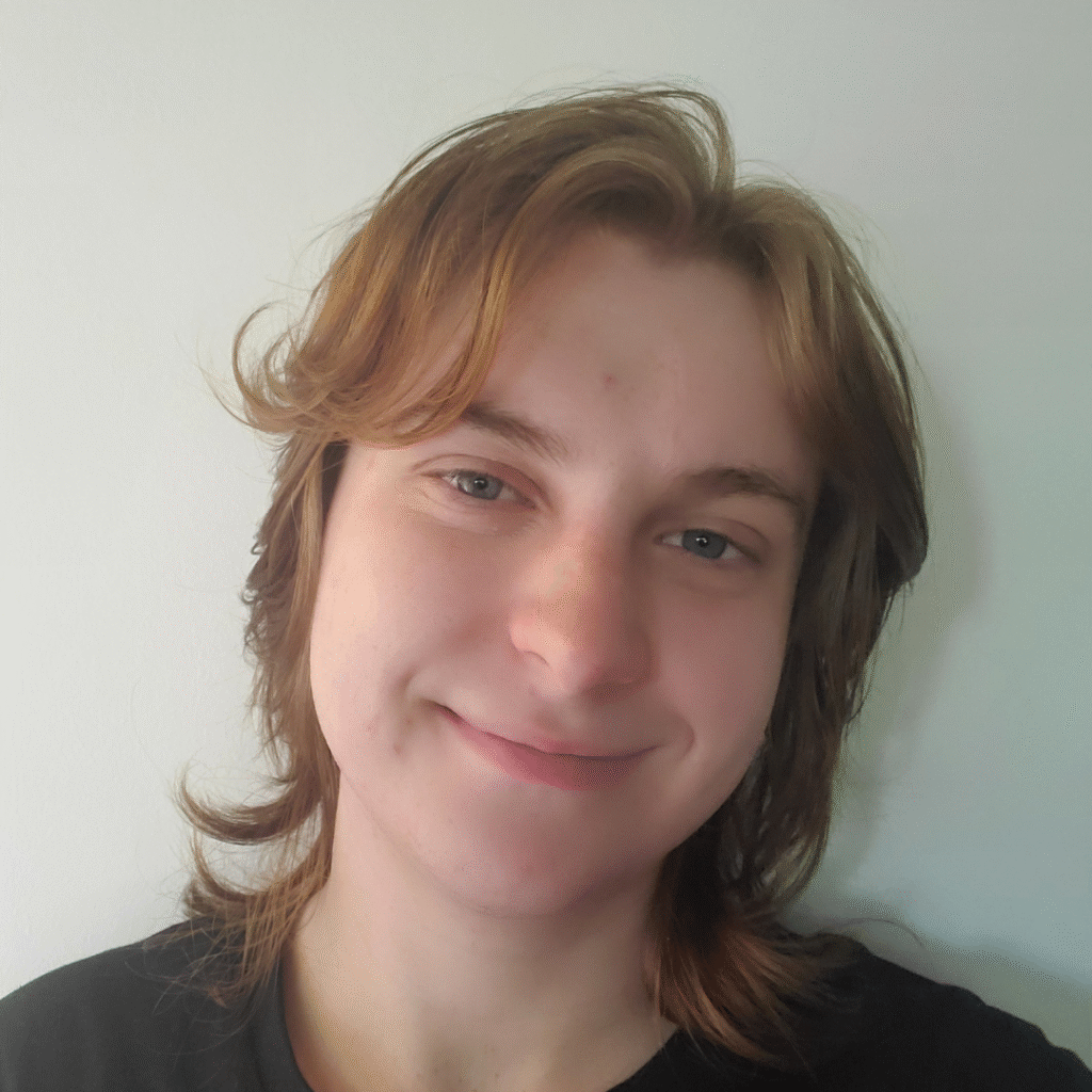 Photo of Support Worker Elliot